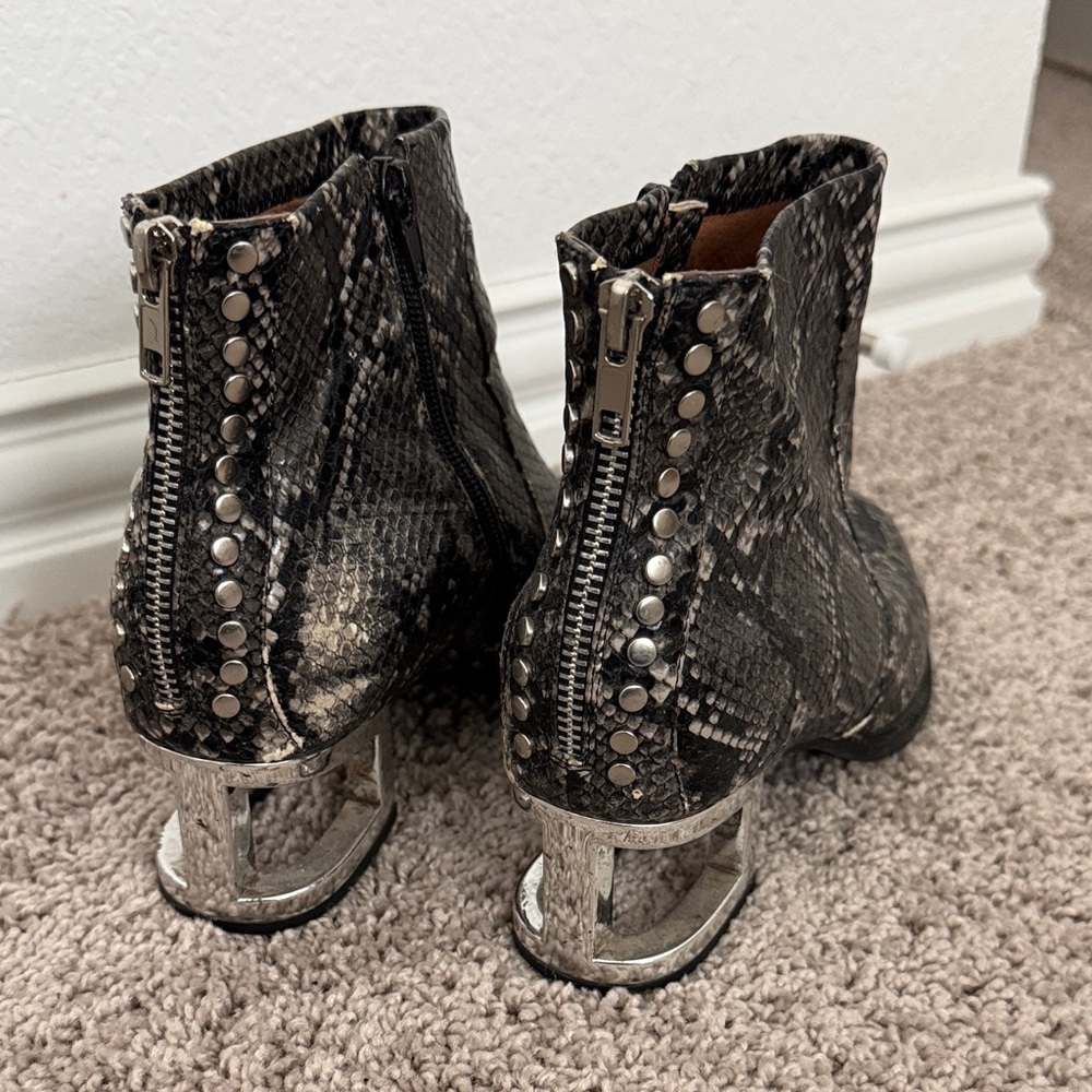Jeffrey Campbell Snakeskin Ankle Boots - Picture 3 of 7